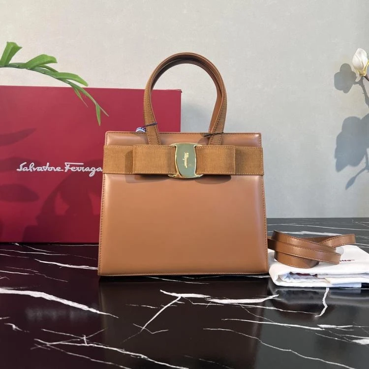 95新 FERRAGAMO/菲拉格慕 /KIKI/单肩包/16785915