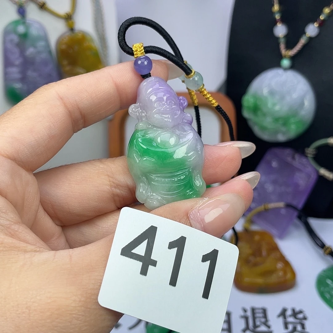 翡翠未镶嵌吊坠(赠链)