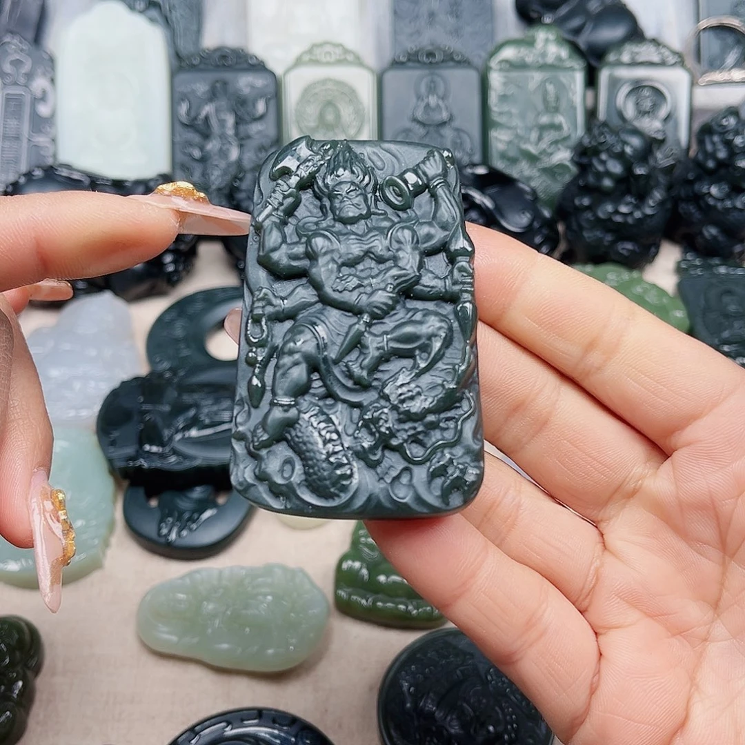 和田玉（青玉）颈饰未镶嵌下**.