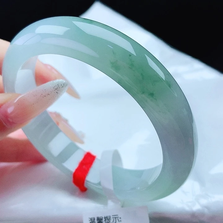 翡翠未镶嵌手镯58圈