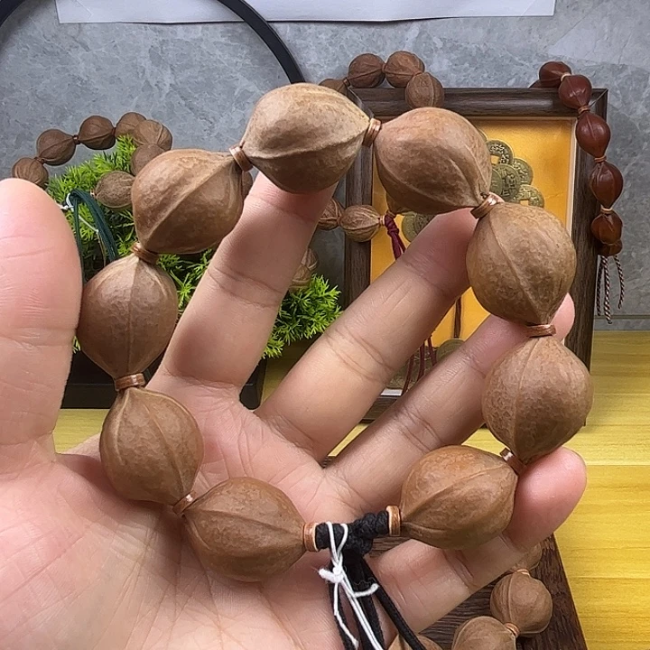 荣***务吊坠橄榄核2127梅林铁核