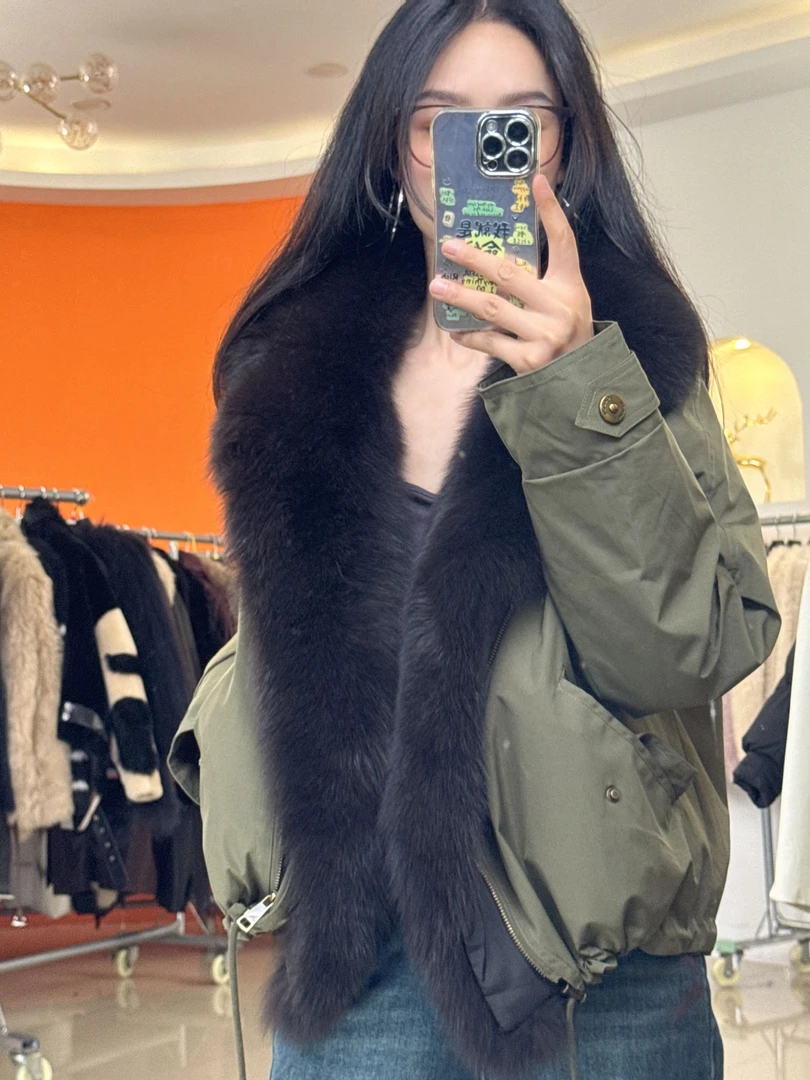 ZIKUO/紫阔2025秋冬特价狐狸毛领鹅绒填充下摆抽绳设计鹅绒服1553