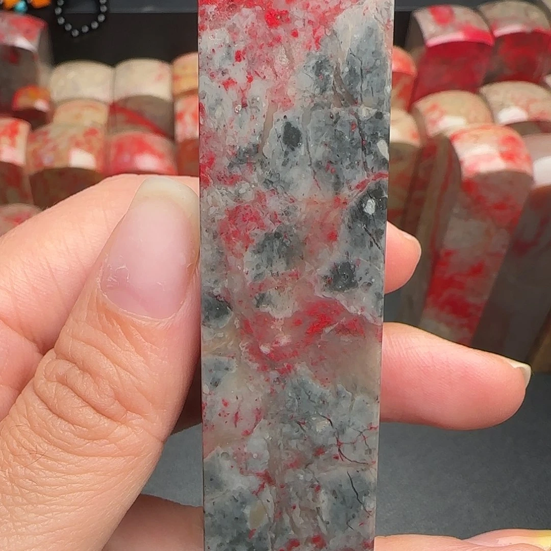 昌化石昌化鸡血石