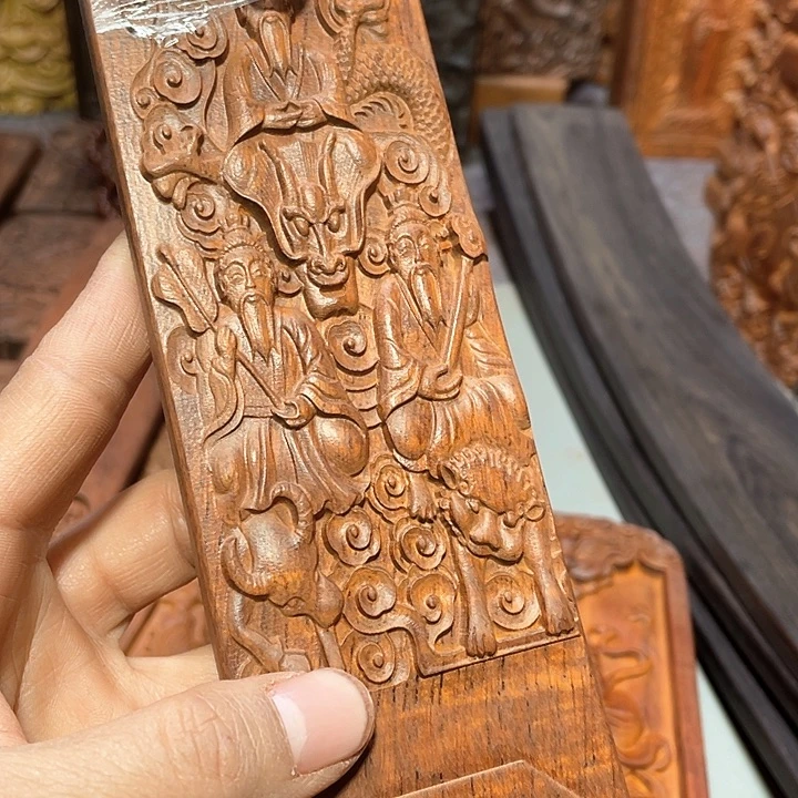 非洲紫檀（红花梨）吉****1朝板瑕疵