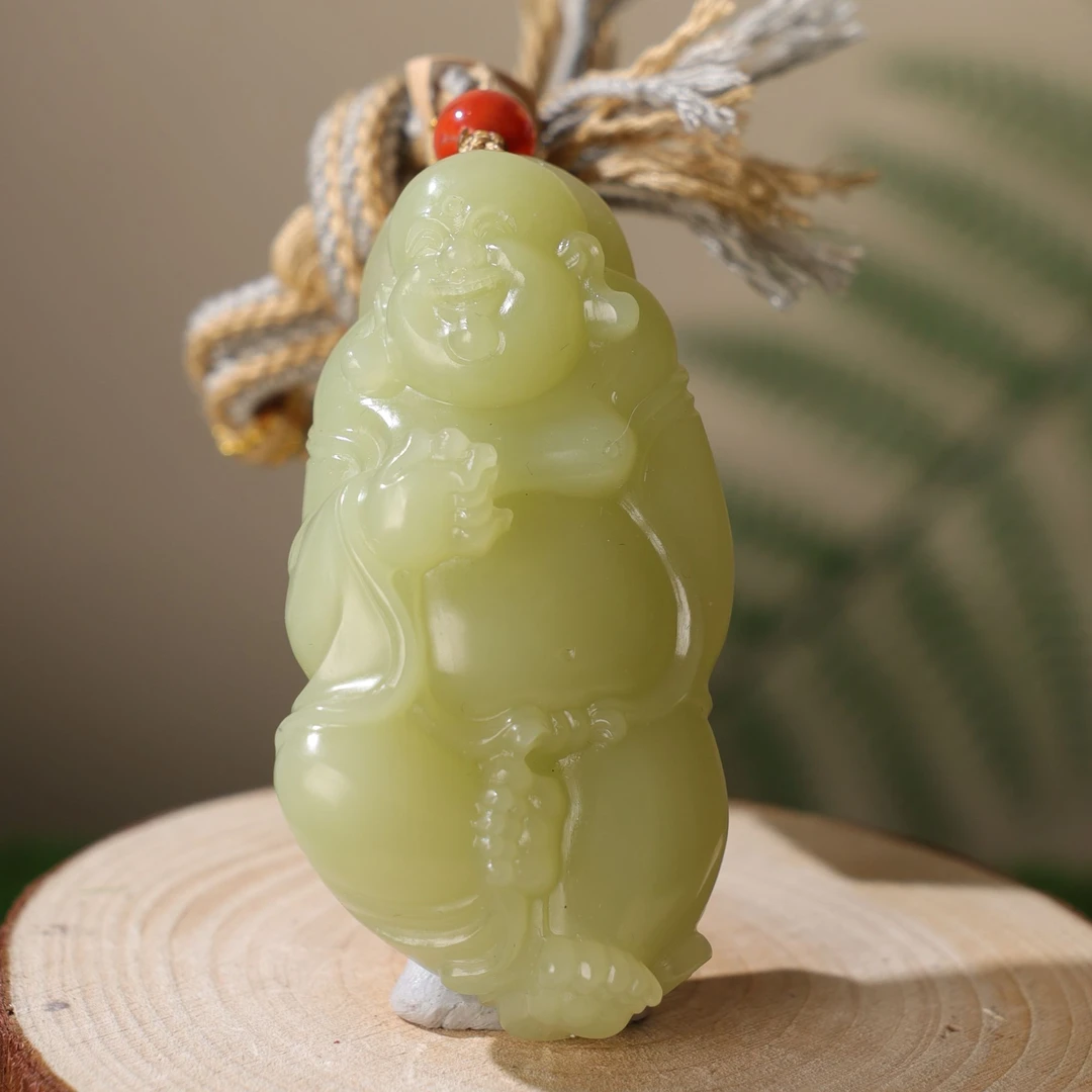 XB8594二十世纪和田玉弥勒挂坠