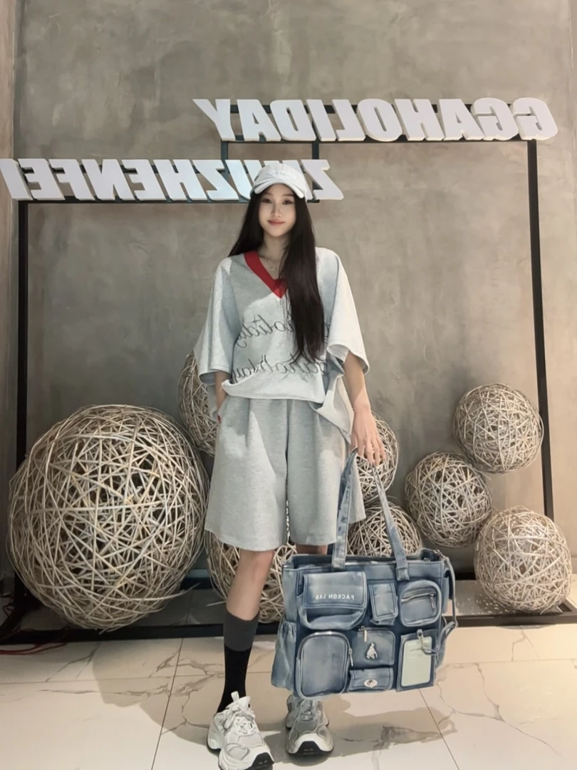 GG潮牌高级轻奢时尚休闲百搭复古宽松定制“V领”显瘦T恤-151103