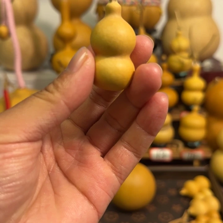 芥***末葫芦小卖部葫芦小卖部葫芦