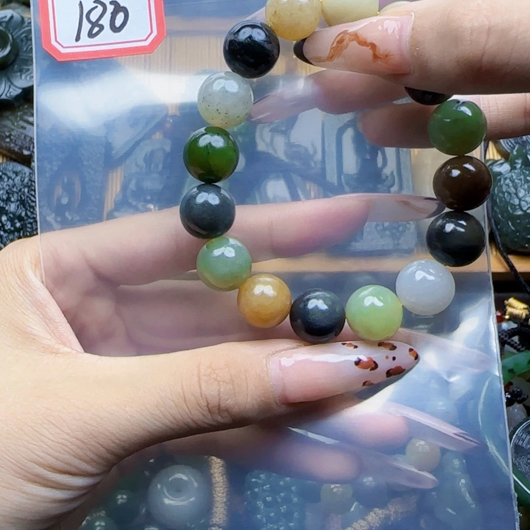 吃***薯和田玉未镶嵌珠宝半成品