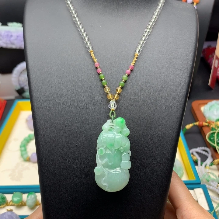 翡翠未镶嵌颈饰翡翠葫芦