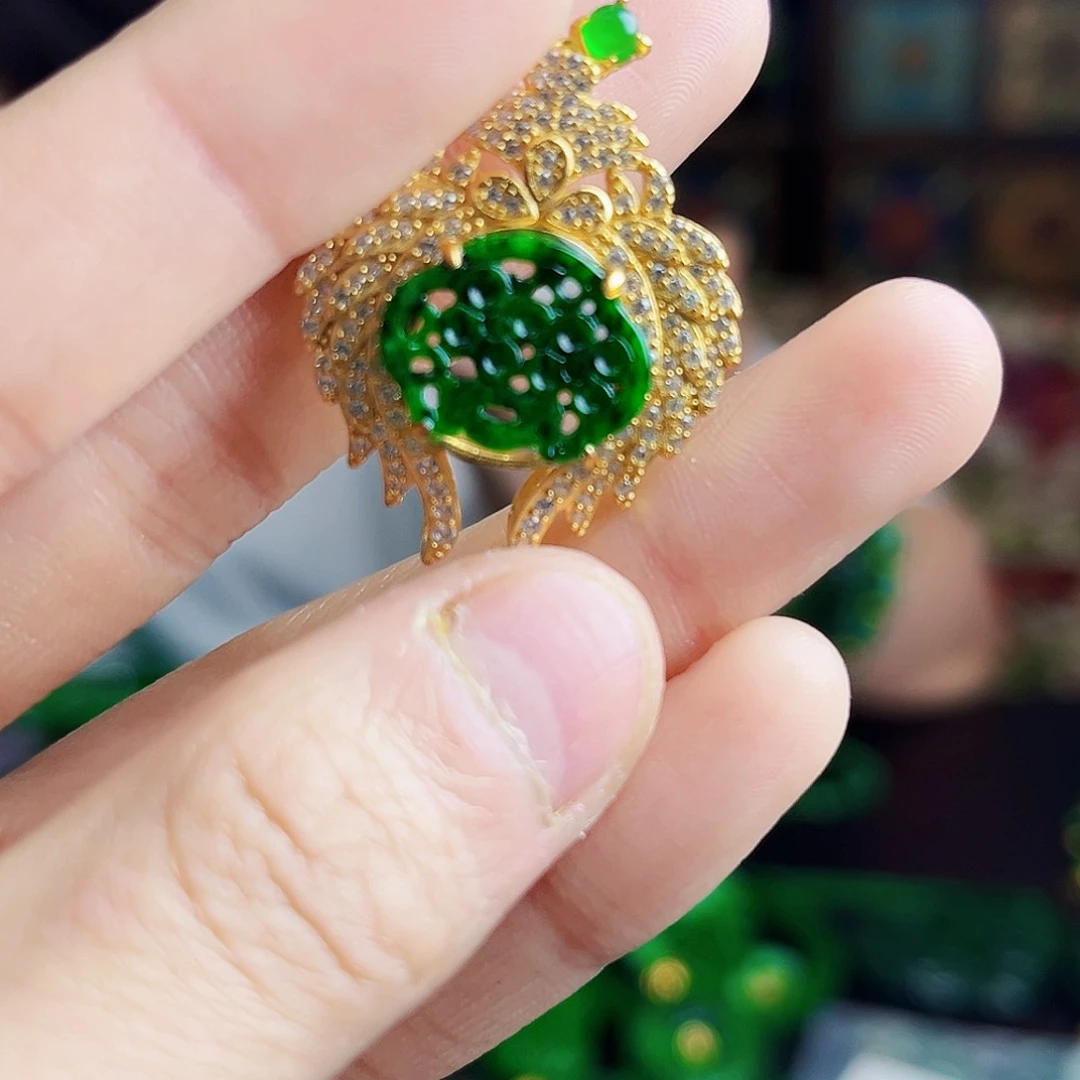 颈饰银S925镶嵌翡翠多样性