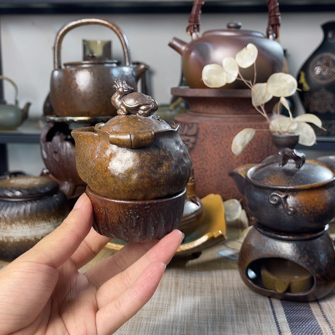 碟紫砂粗陶实用茶壶