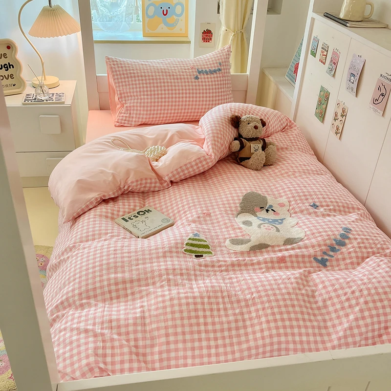 2025新款学生宿舍卡通毛巾绣三件套上下铺床单被套四件套1.2m床