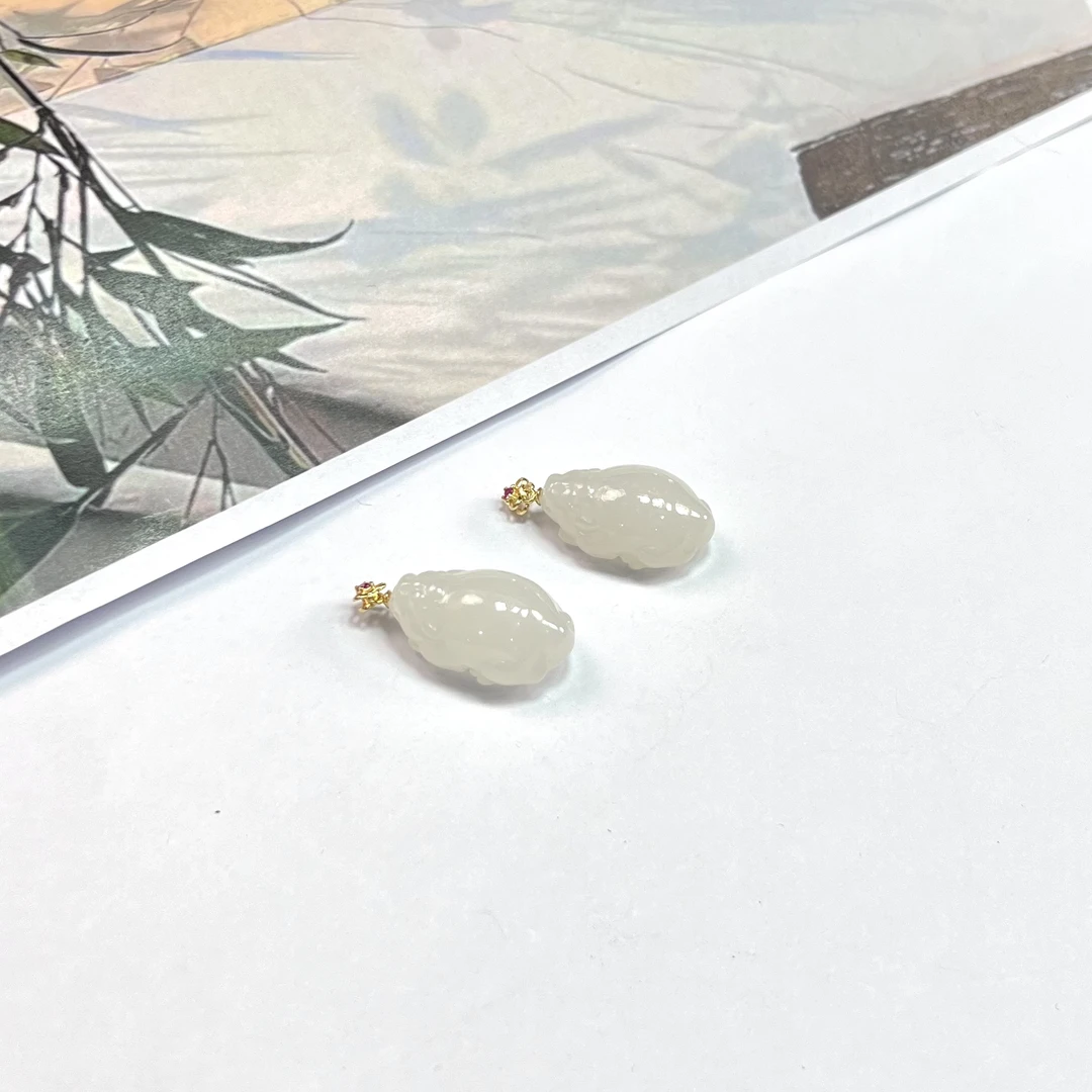 【小宝珠宝】6 S26140-S925银镶嵌和田玉貔貅吊坠-多样性发一件