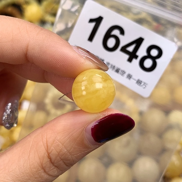 蜜蜡未镶嵌珠宝奇石15