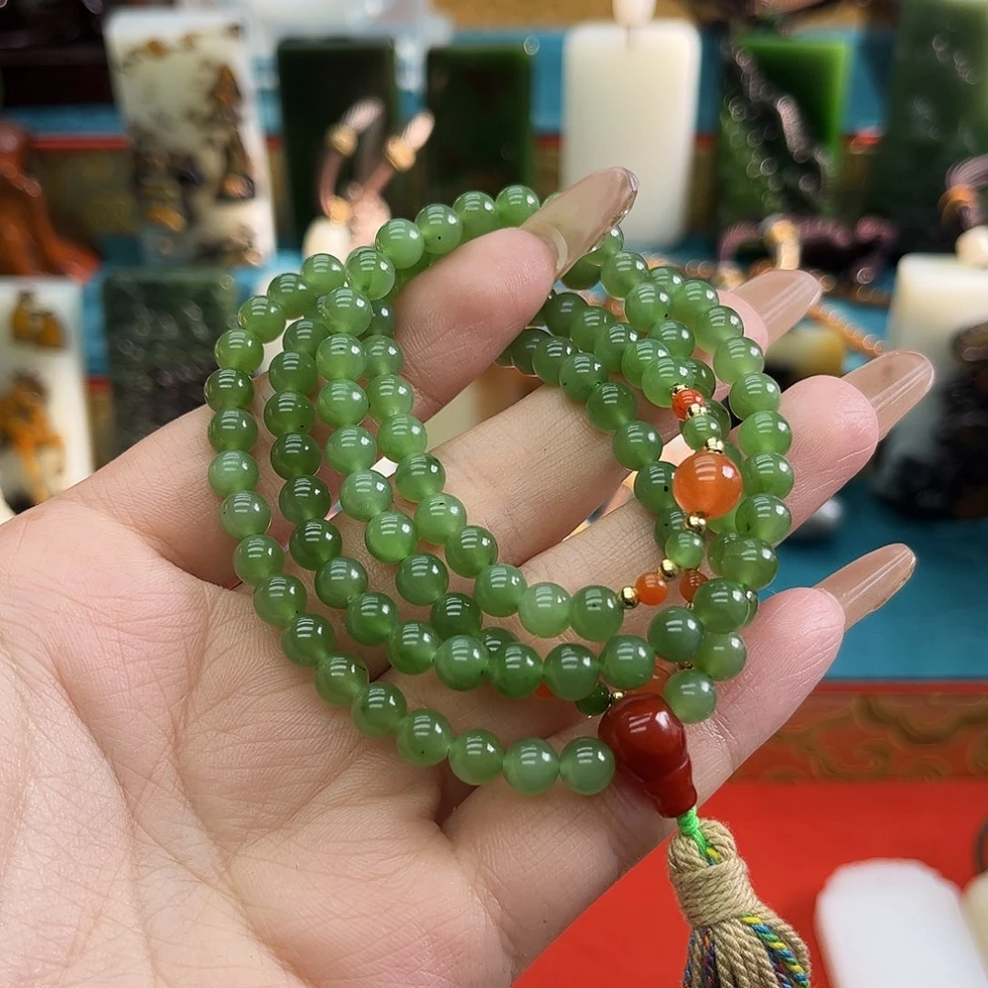 和田玉未镶嵌车挂