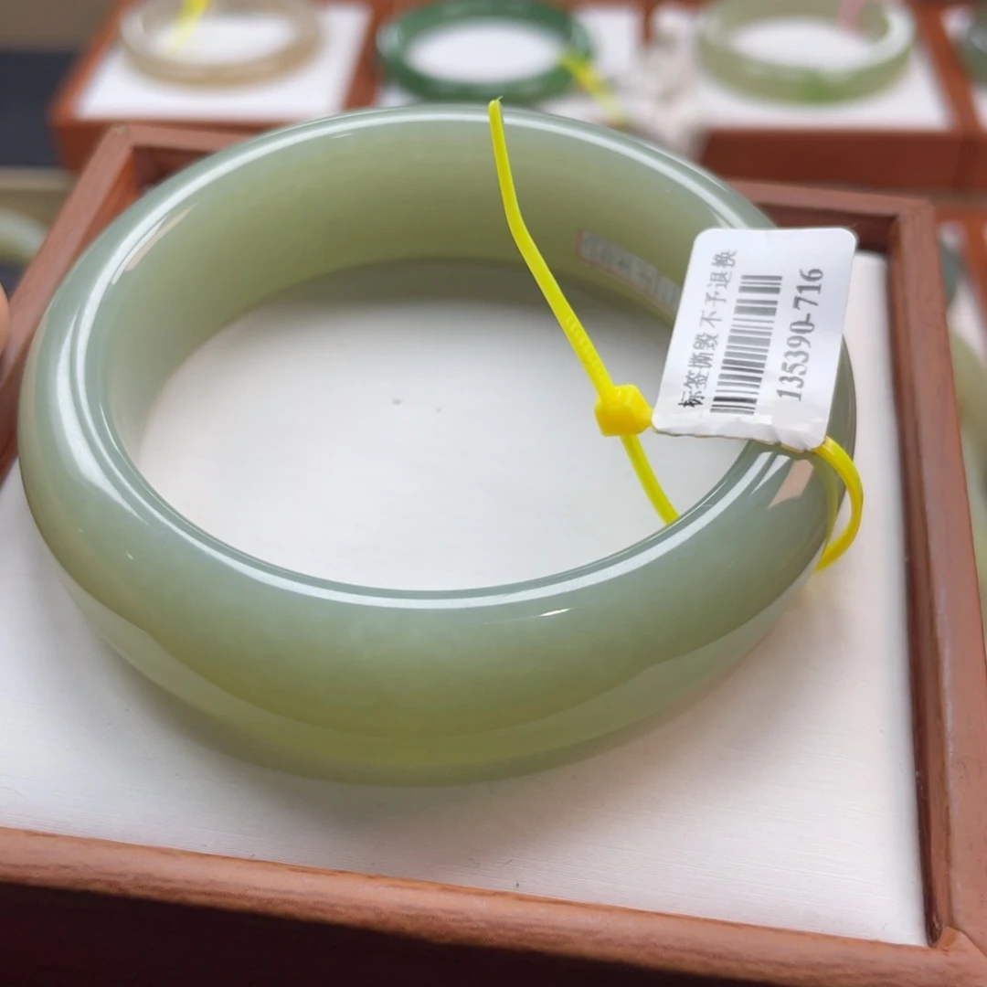 【闪购商品】未镶嵌手镯和田玉链接79。 59/60