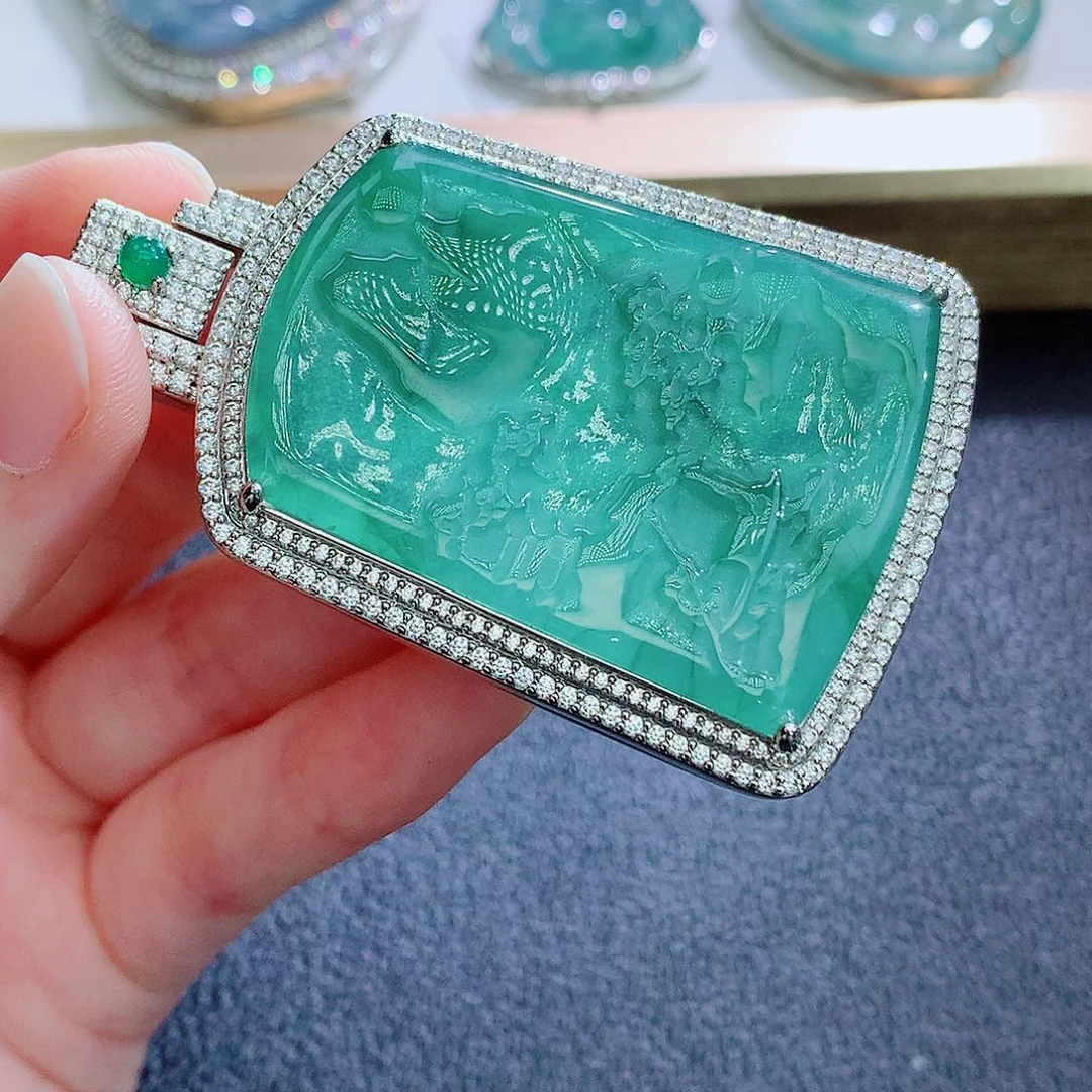 颈饰未镶嵌翡翠翡翠