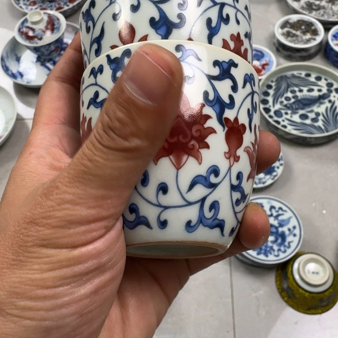 摆件釉里红缠枝莲手雷杯