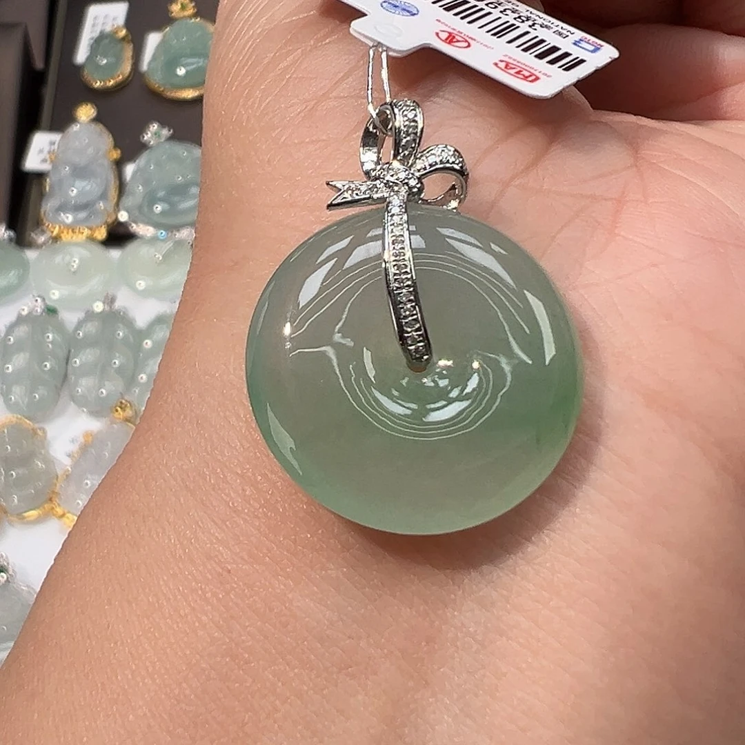 翡翠18K金镶嵌吊坠(不含链)平安扣