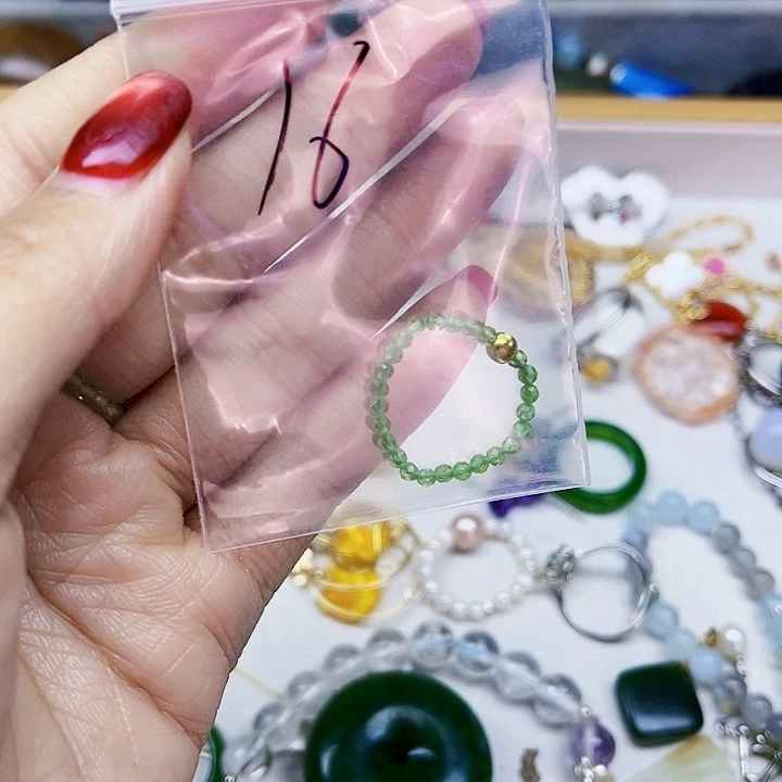 玩***玩和田玉（糖玉）未镶嵌珠宝半成品