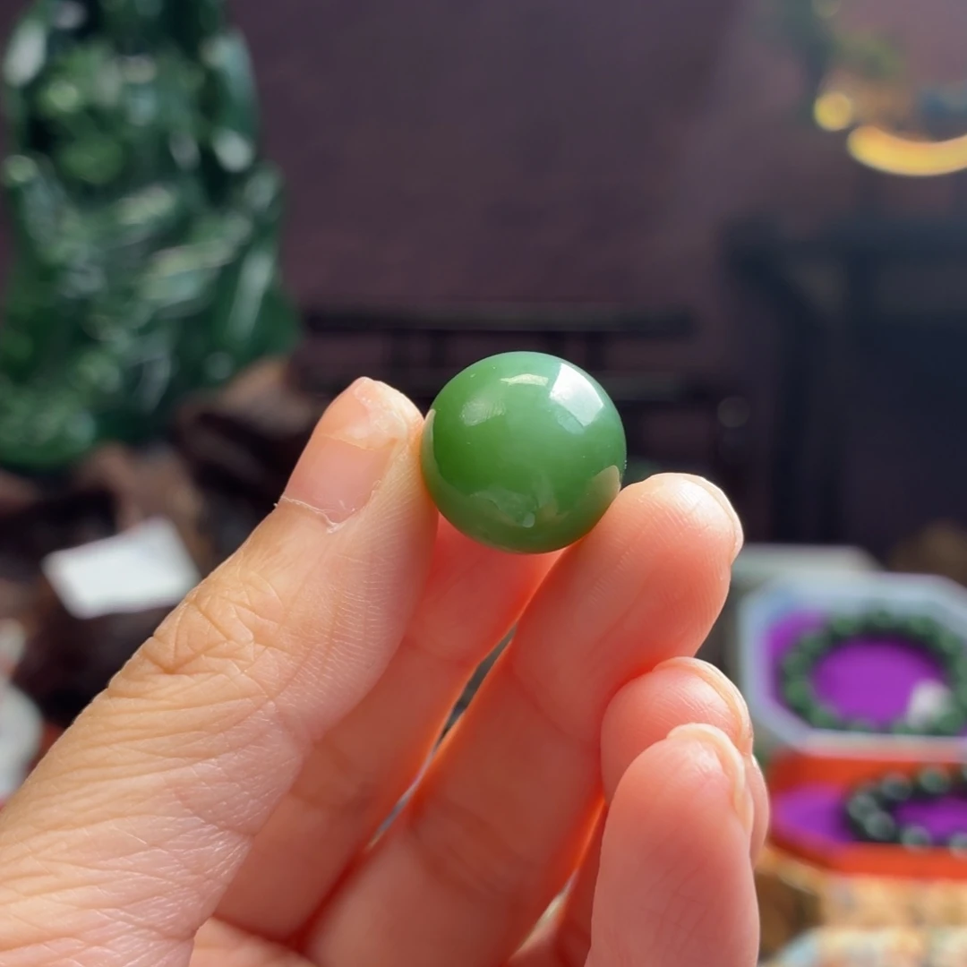 和田玉（碧玉）未镶嵌珠宝半成品