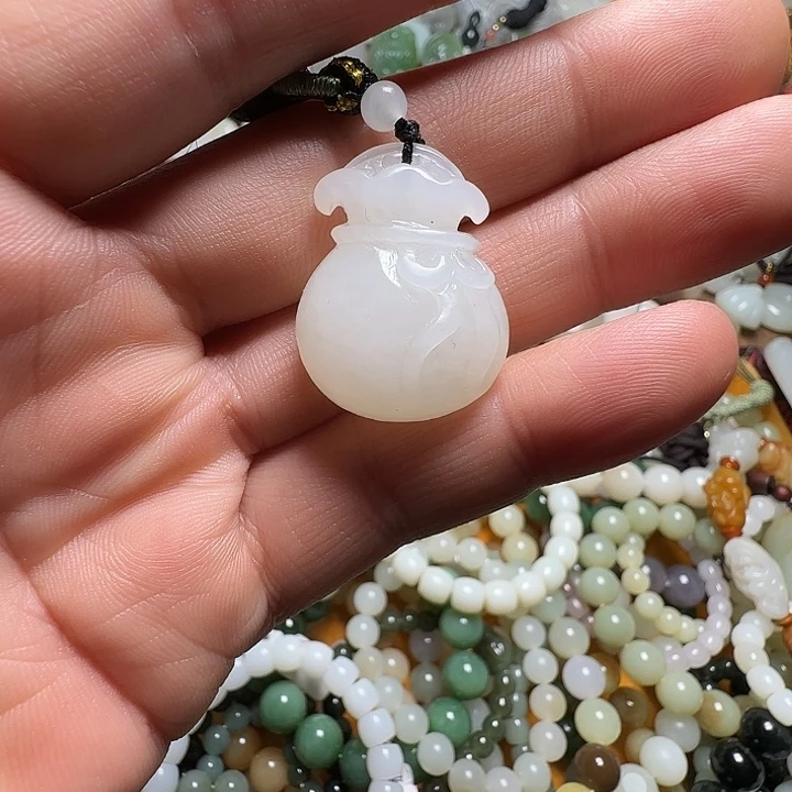 和田玉（白玉）未镶嵌颈饰
