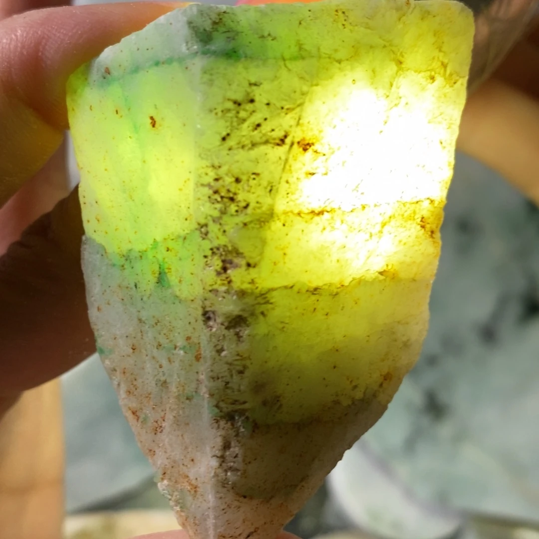 颈饰未镶嵌翡翠天然