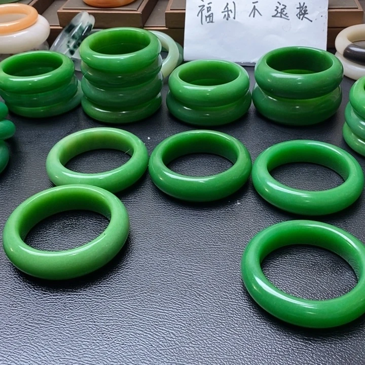 石英质玉未镶嵌手镯海*