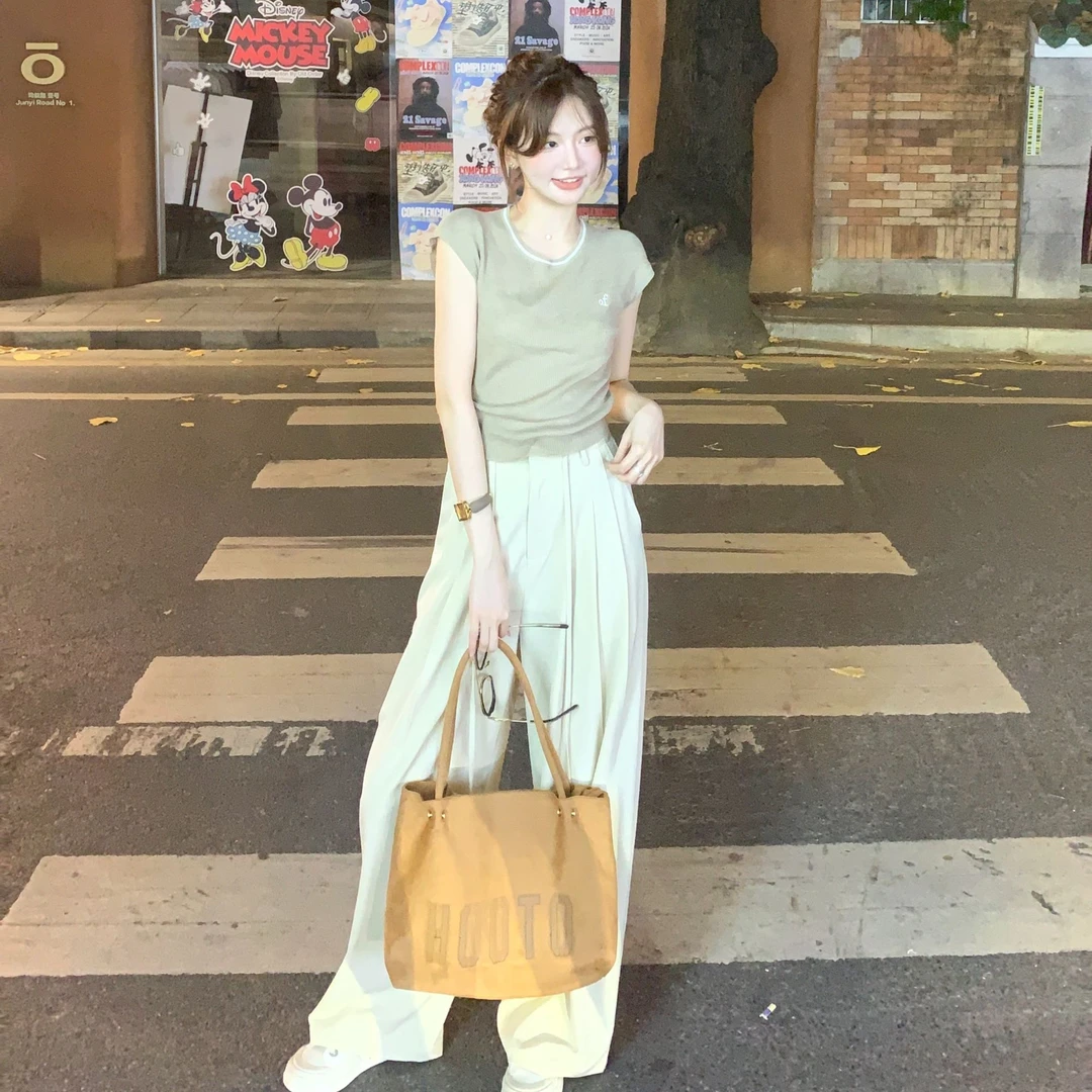 【芝士Cheese】Of通勤腔调 夏季显瘦时尚通勤百搭设计感冰爽丝针织t