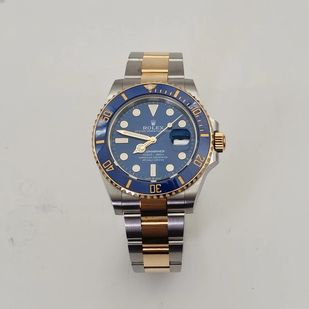 99新 Rolex/劳力士 小花6珊 游艇潜航者型系列m126613lb-0002腕表