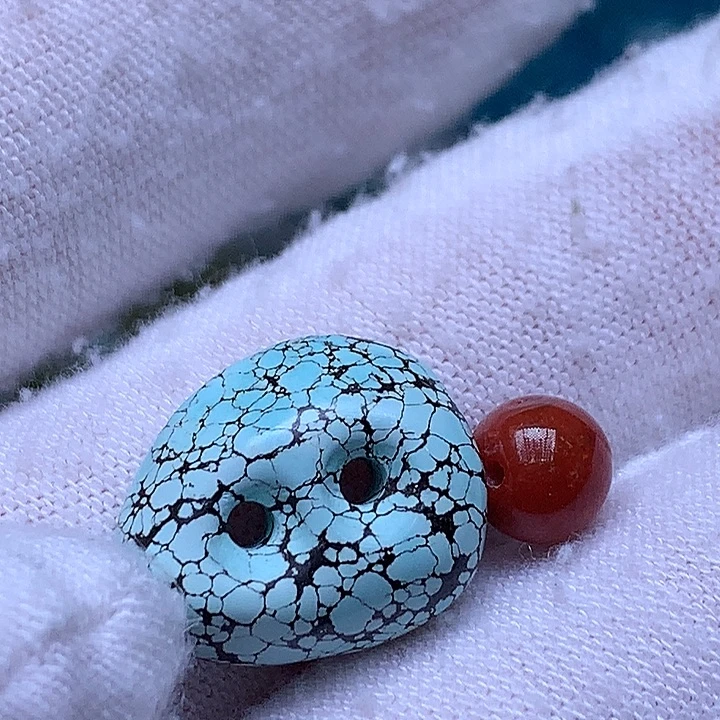 南红玛瑙未镶嵌珠宝奇石