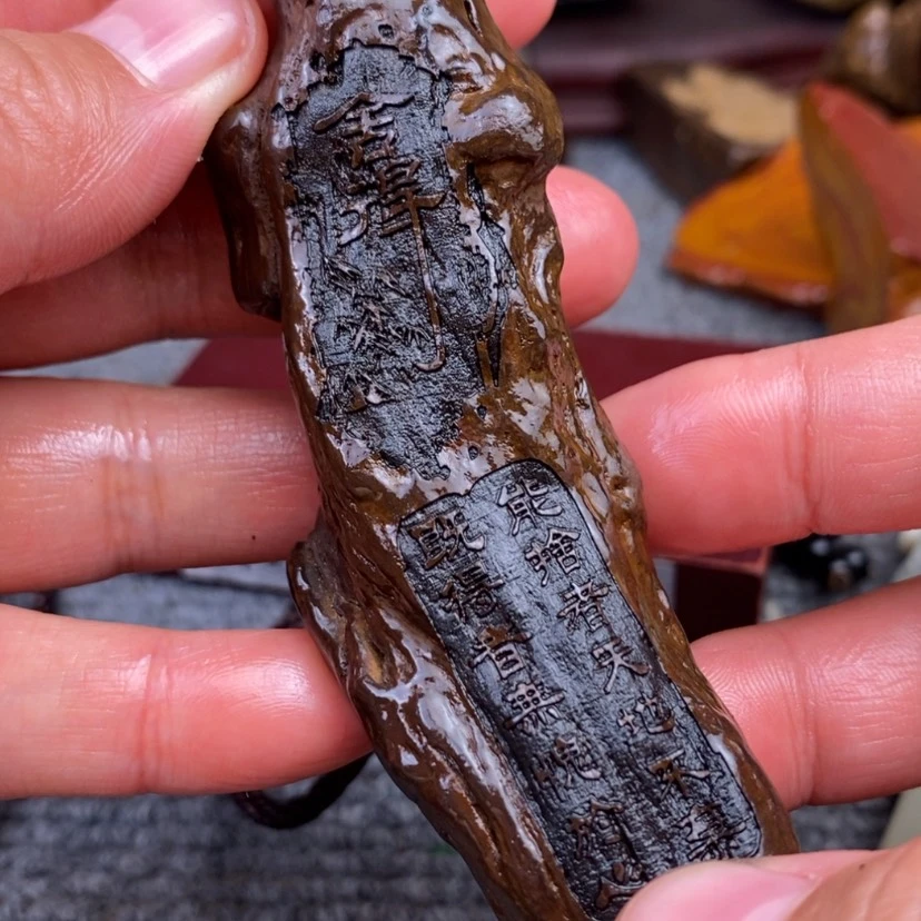 【闪购商品】原石雕刻手把件