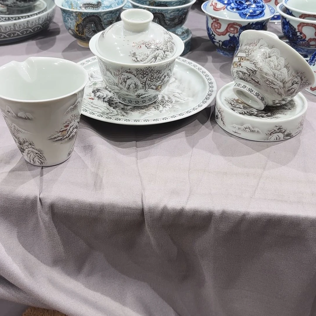 瓷片金****物景德镇瓷器艺术