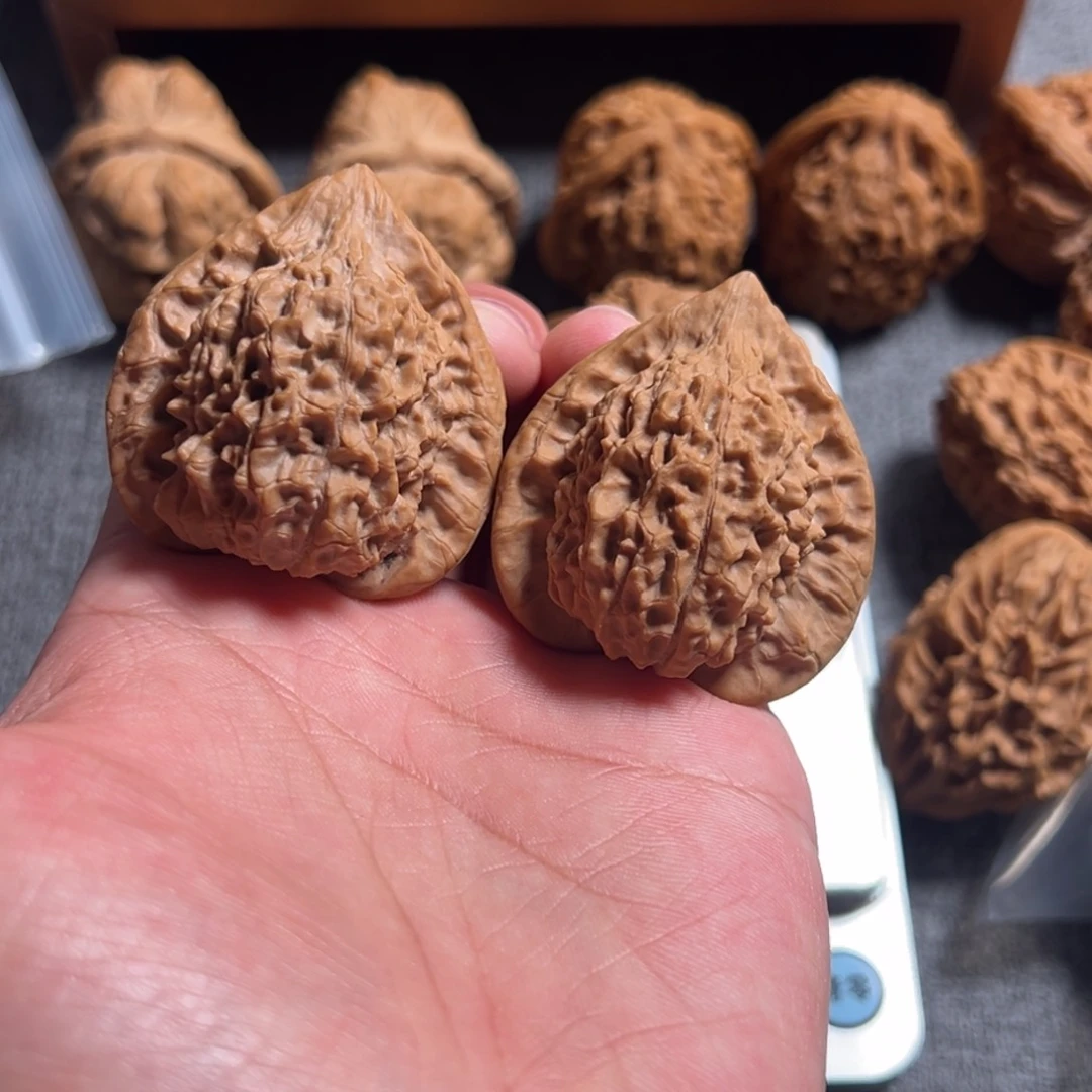 文玩核桃把件漂*生42朱雀