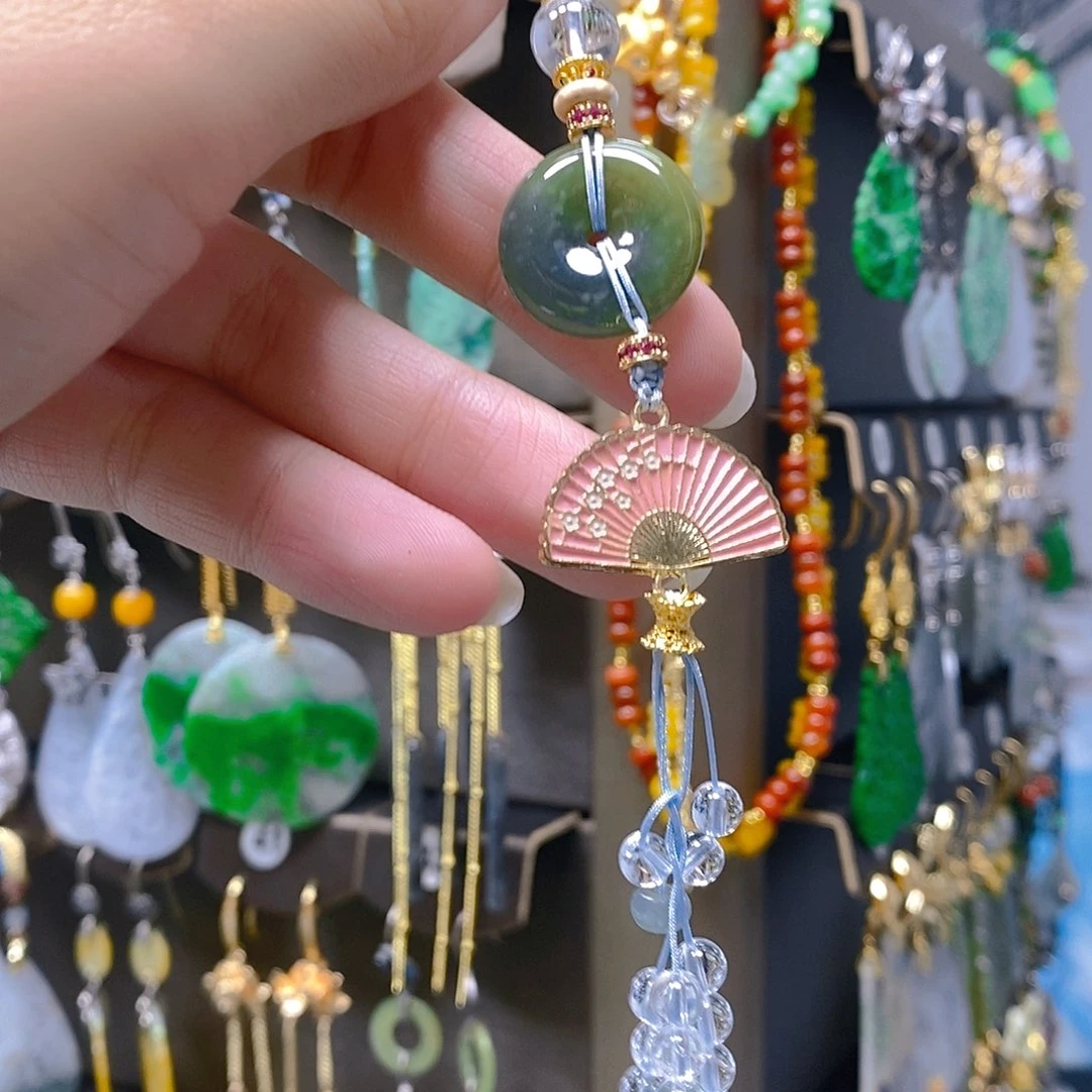 未镶嵌翡翠耳饰翡翠