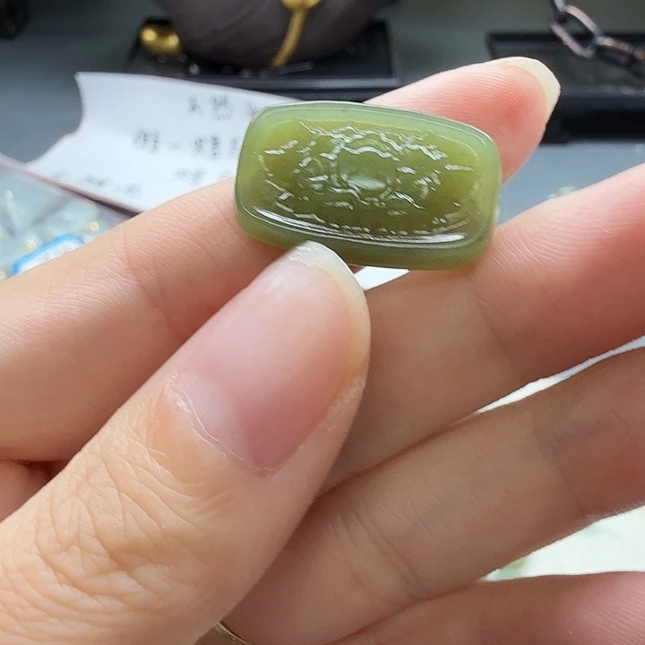 颈饰未镶嵌和田玉043