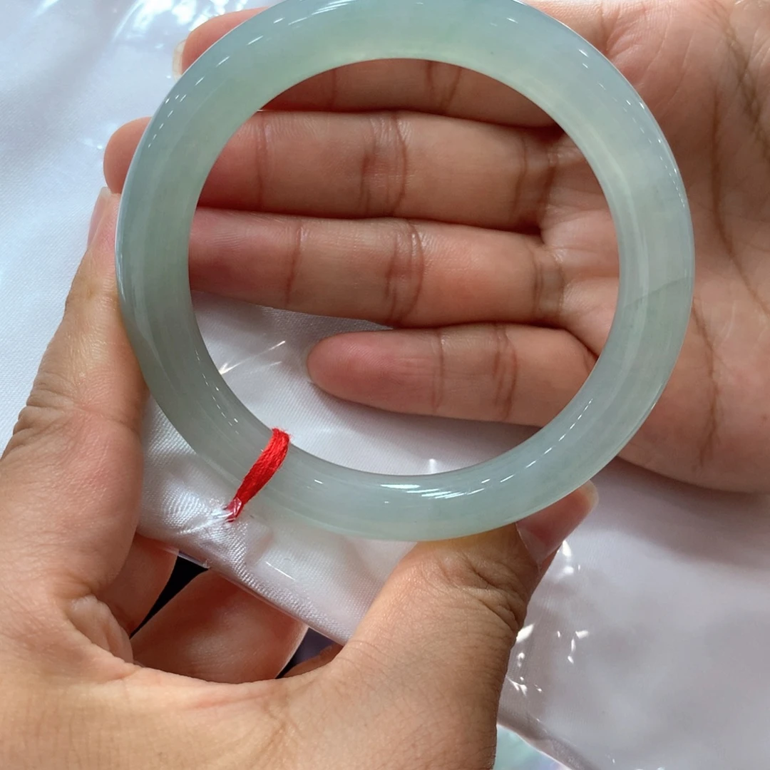 翡翠手镯未镶嵌买断