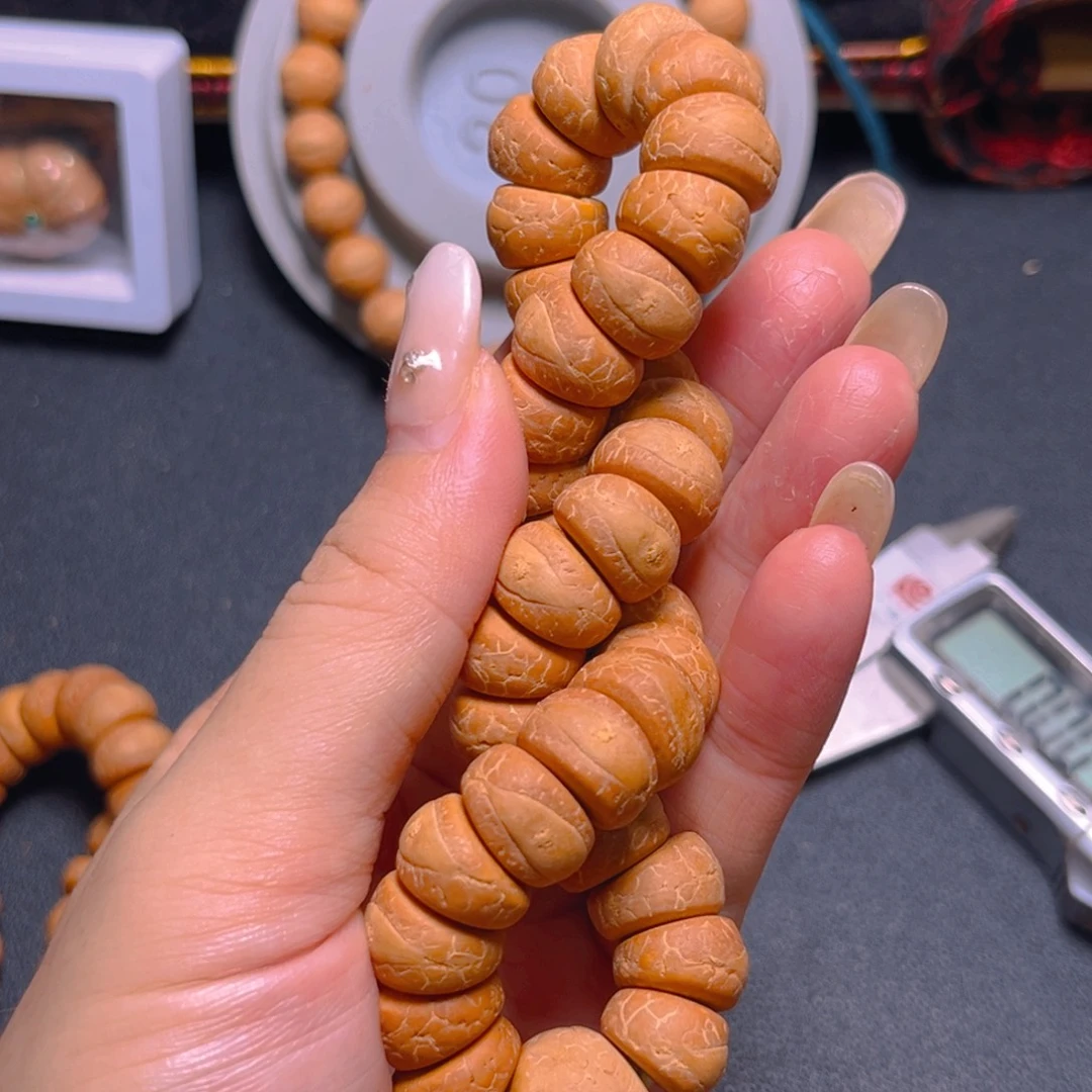 吊坠凤眼菩提13+mm-14mm2025精品国工大肠手串