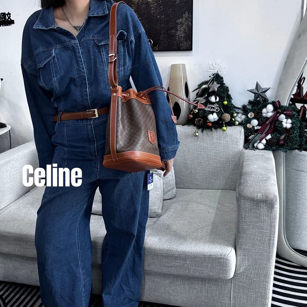 95新 Celine/思琳 8613293/抽绳水桶包配皮换新