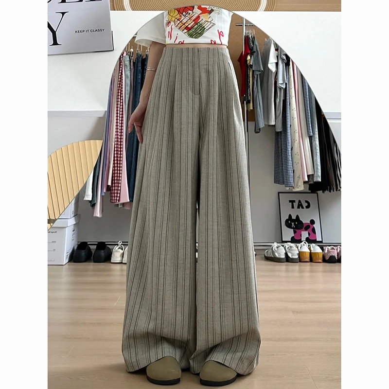 卡其色条纹阔腿休闲裤女2025秋季新款褶皱设计感通勤百搭拖地裤子