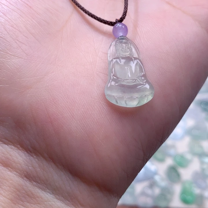 翡翠未镶嵌颈饰冰种素衣观音