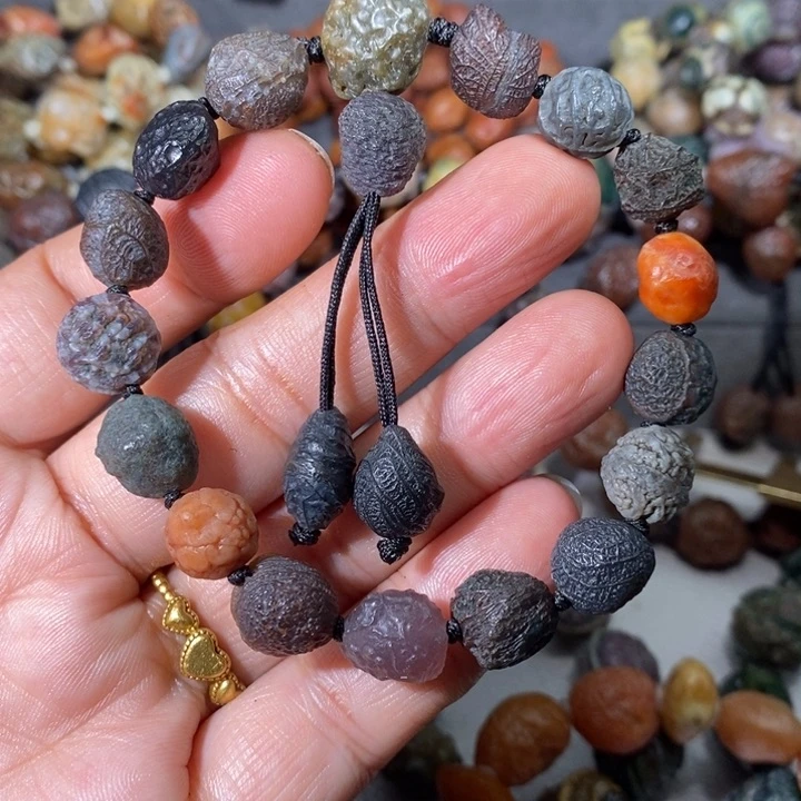 未镶嵌玛瑙/玉髓珠宝奇石