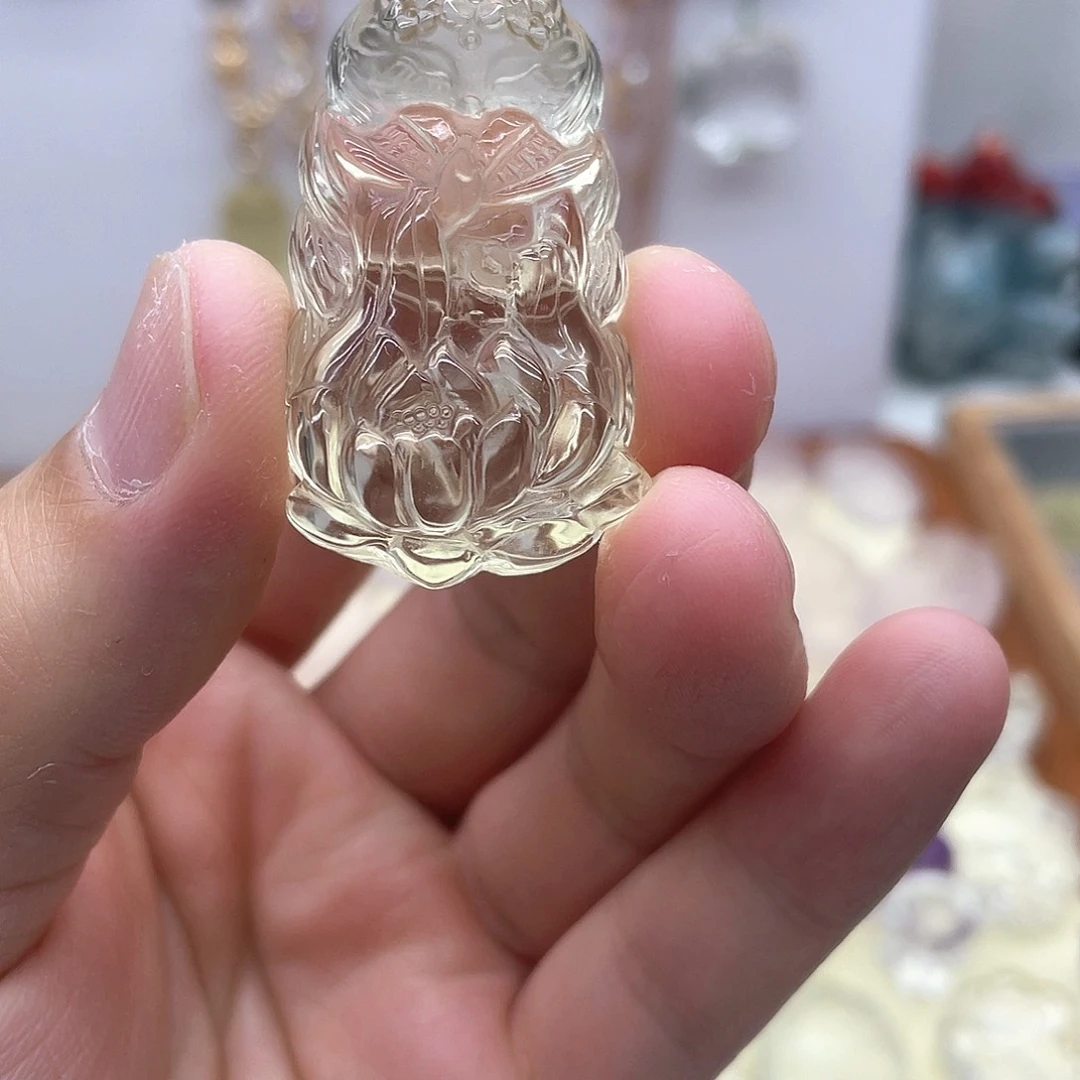 妮***儿银S925镶嵌颈饰水晶