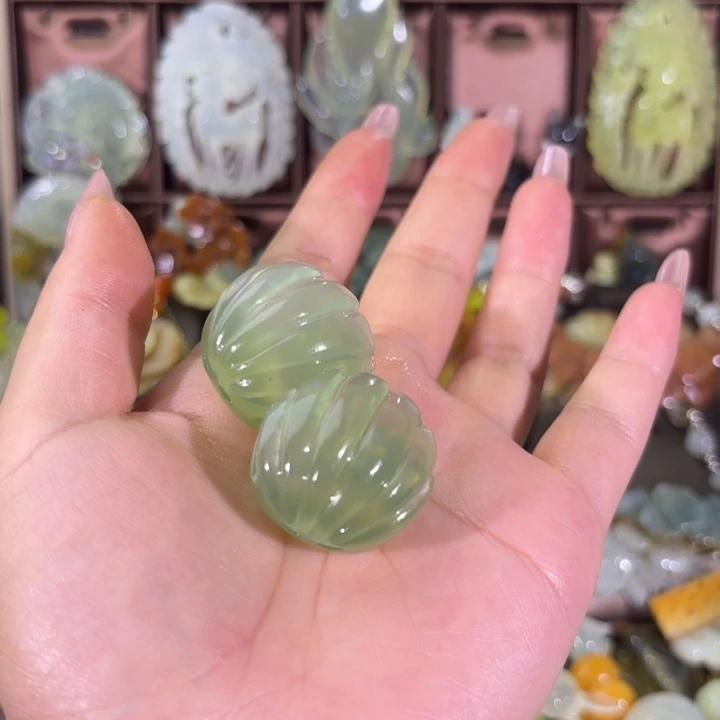 蛇纹石玉合金颈饰安*?