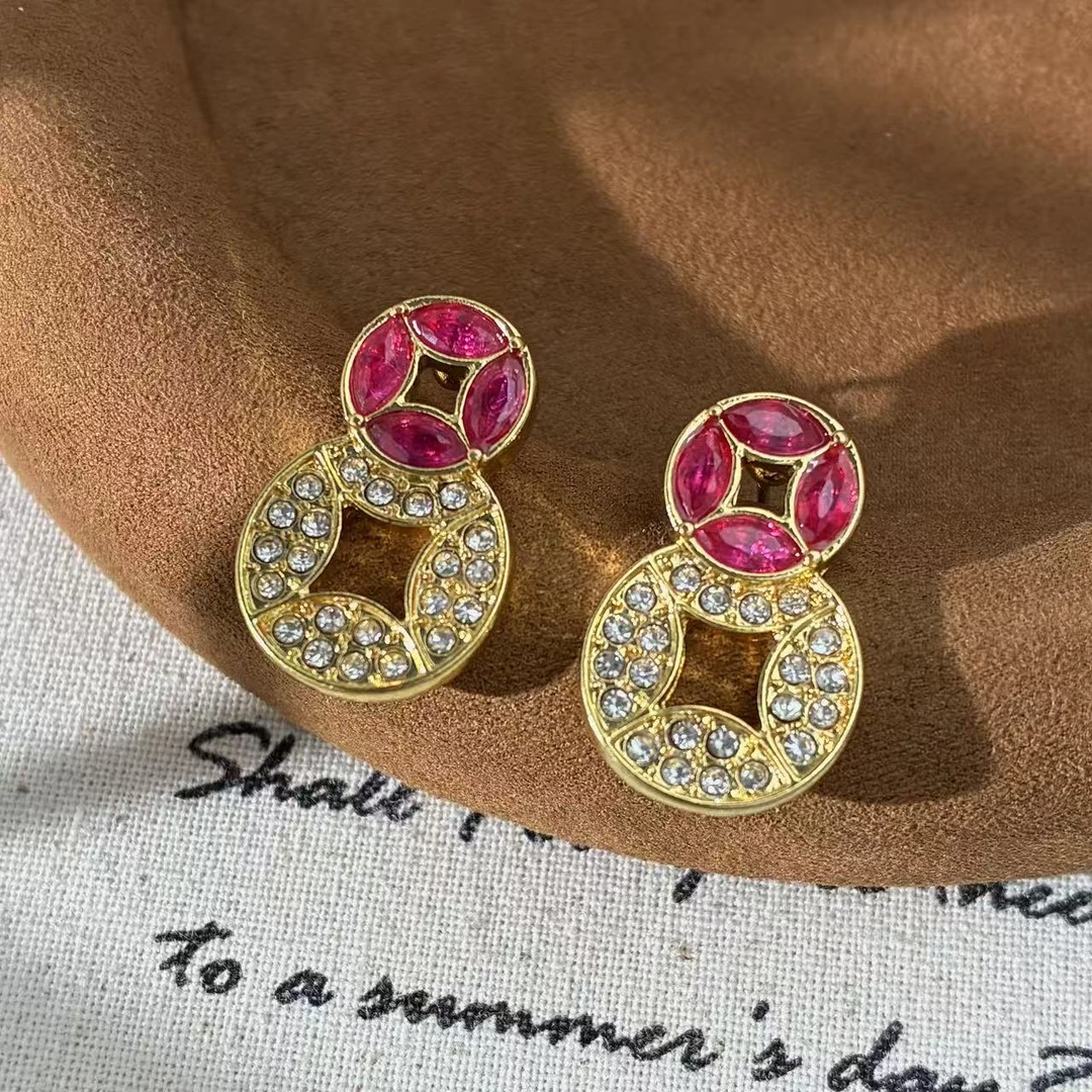 合金仿水晶耳饰 远远（YY355) 轻奢气质时尚百搭镶嵌复古红