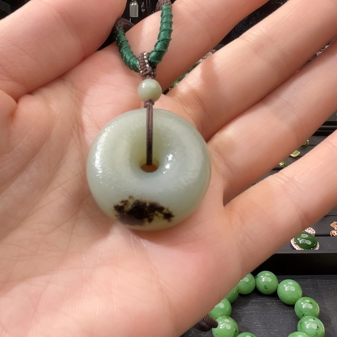 和田玉未镶嵌吊坠(不含链)