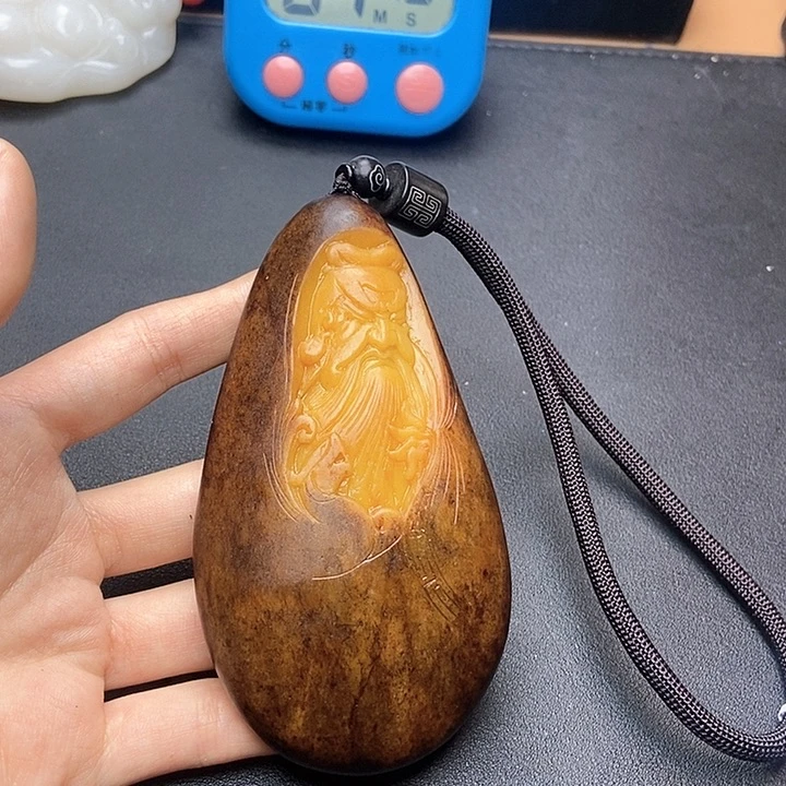 和田玉挂件未镶嵌王****王N