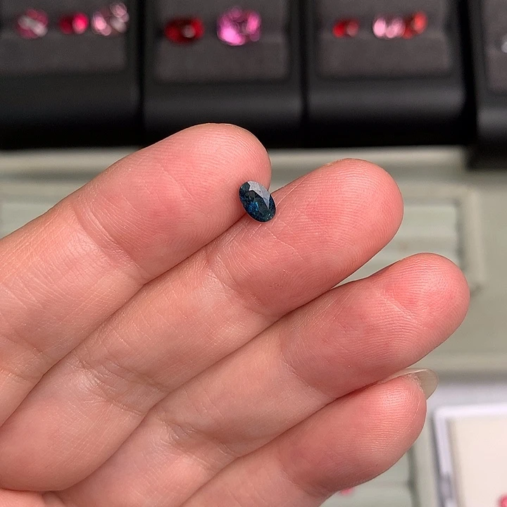 未镶嵌碧玺未镶嵌碧玺裸石