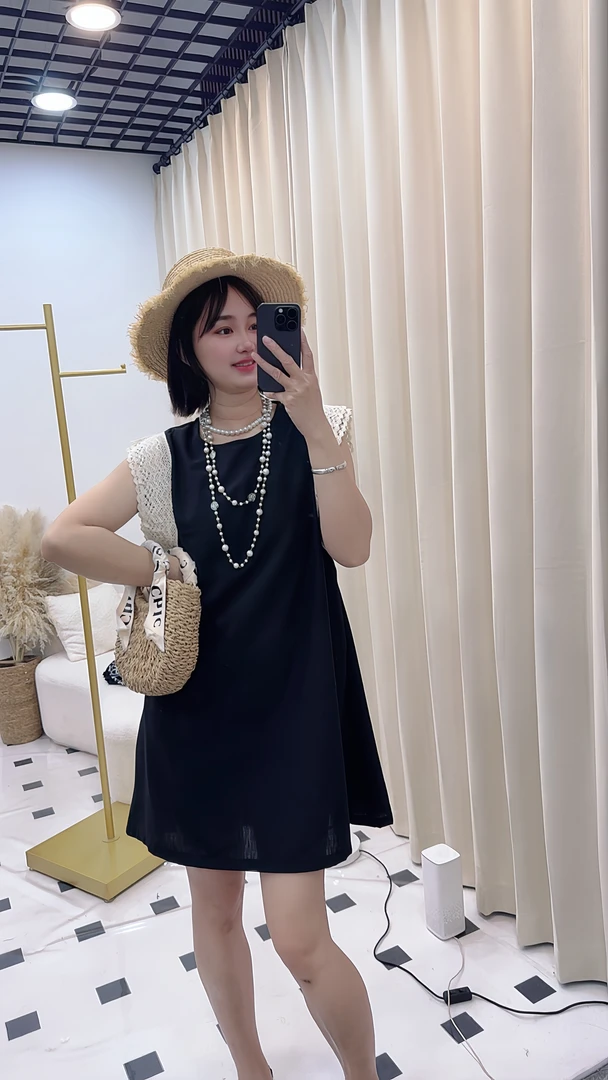 法式圆领显瘦休闲设计感拼接双层蕾丝花边背心连衣裙3236