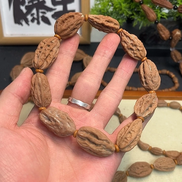 文玩核桃吊坠z**o核桃48